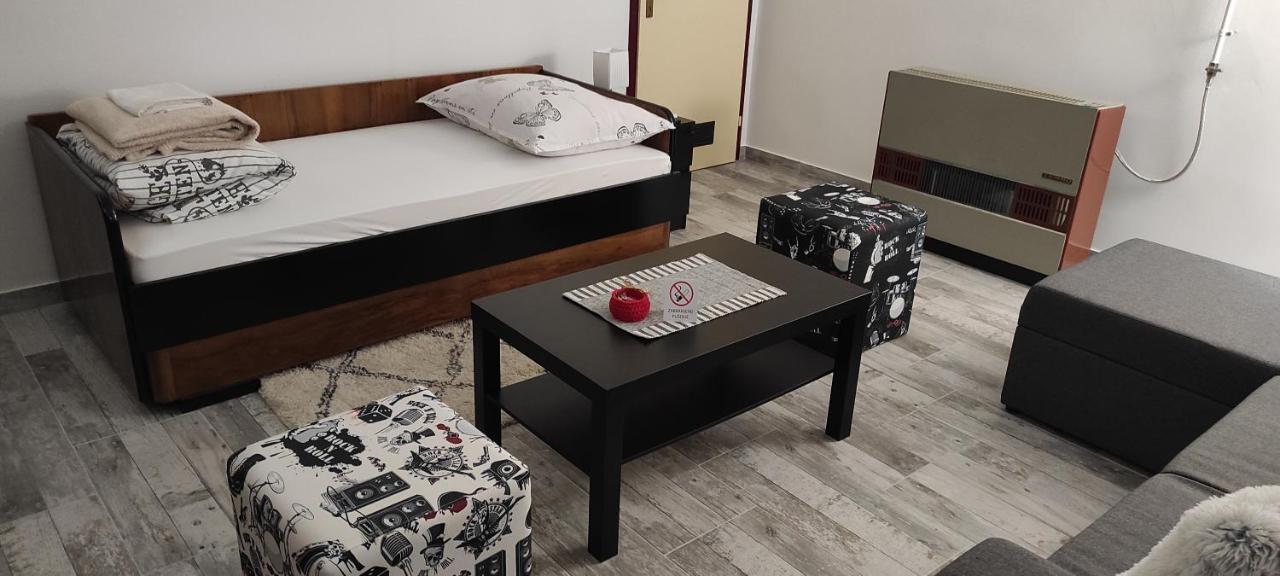 Tp Apartman 1 Križevci Exterior foto